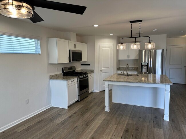 Building Photo - 2896 Blue Blossom Trail