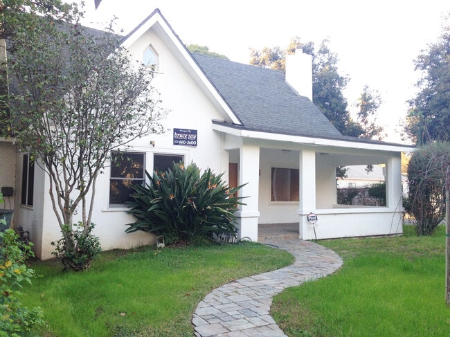 Building Photo - 1115 N Garfield Ave