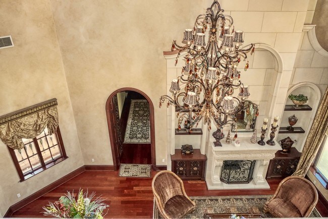 Building Photo - 1363 Oceanview Dr