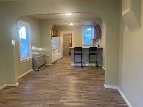 Building Photo - 619 20th St N