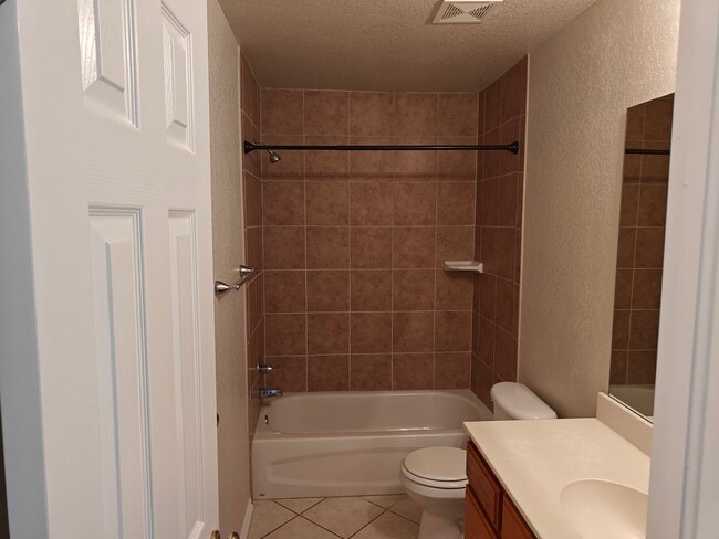 Building Photo - 809 Regiment Way