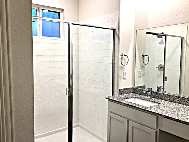 Building Photo - 2725 Wolfcreek