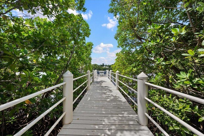 Building Photo - 3601 S Ocean Blvd