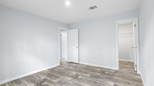 Building Photo - BEAUTIFUL, BRAND NEW HOME! Be the first to live here! AVAILABLE FOR IMMEDIATE MOVE IN!!