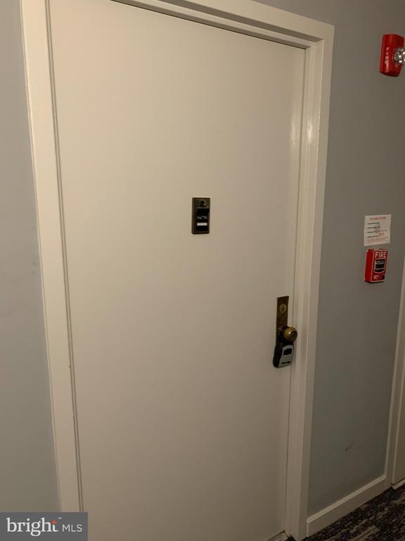 Building Photo - 5300 Holmes Run Pkwy