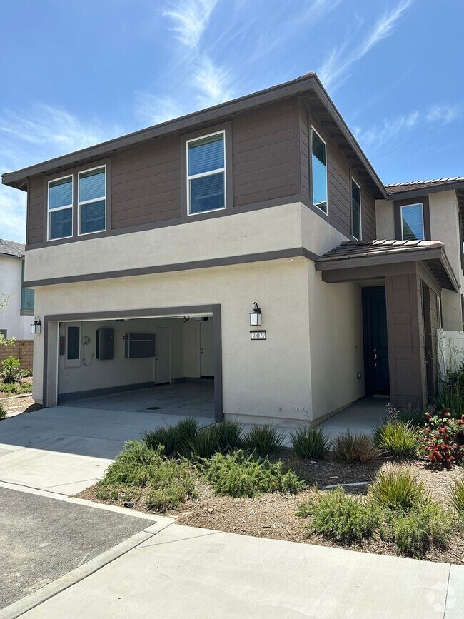 Building Photo - 3 Bedroom Lennar Model for Rent