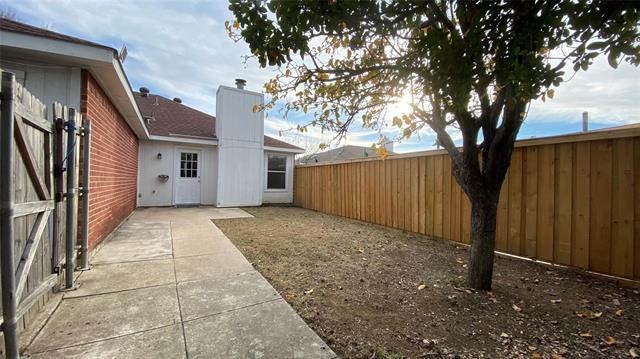 Building Photo - 1109 Falconcrest Ct