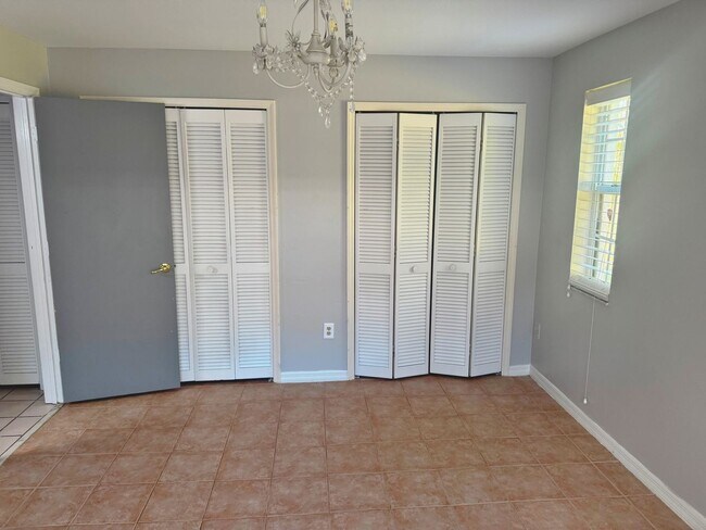 Building Photo - 13660 Abbey Dr