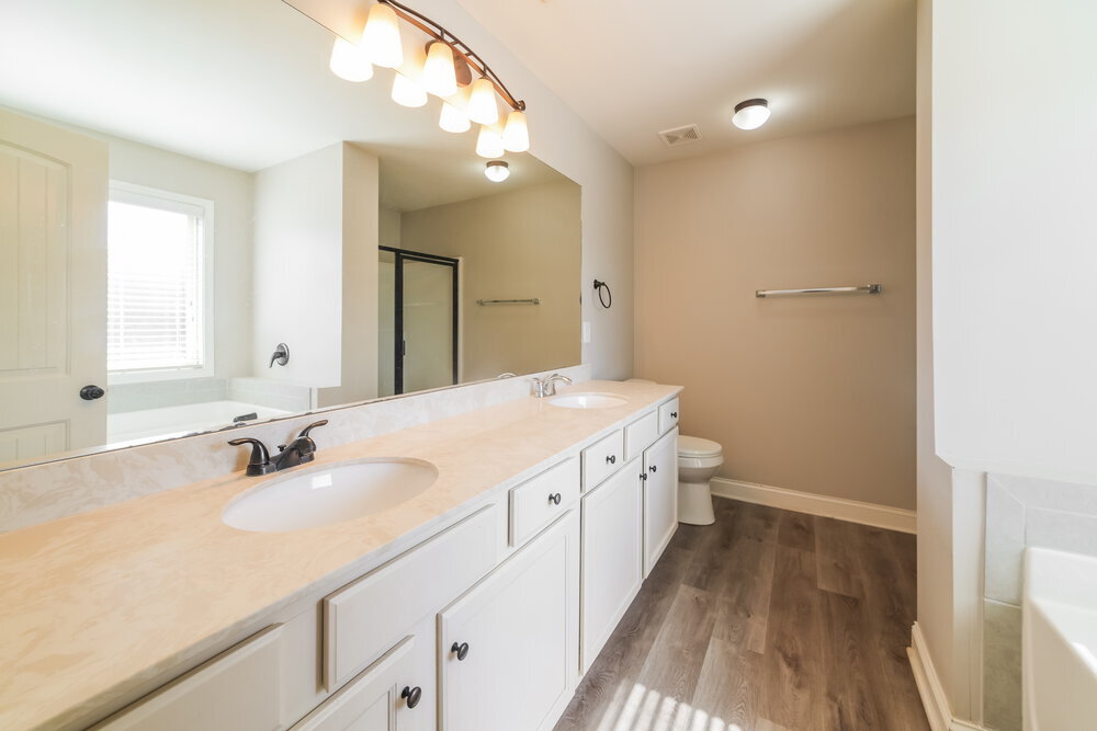 Building Photo - 235 Summer Gate Ln