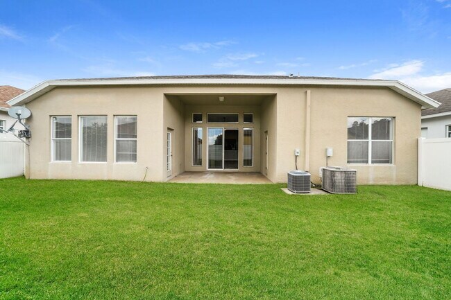 Building Photo - 31212 Anniston Dr