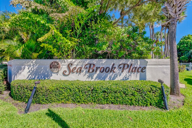 Building Photo - 246 Seabreeze Cir