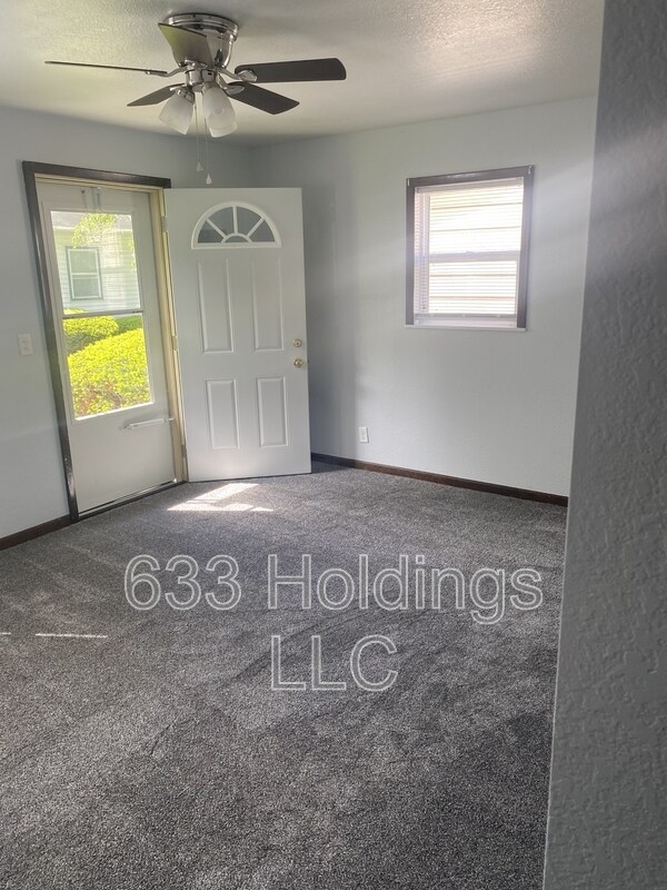 Building Photo - 139 Shadoway Dr