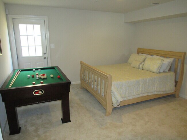 Building Photo - Pet Friendly 2 Story with Basement and 2 C...