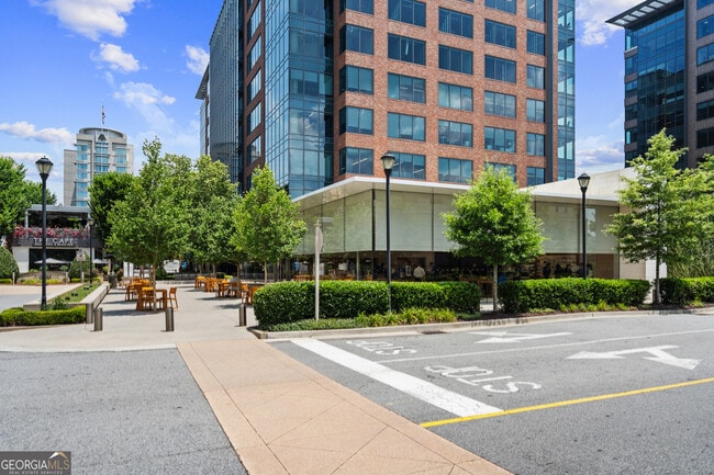 Building Photo - 355 S Esplanade
