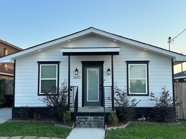 Primary Photo - 1603 Garden St