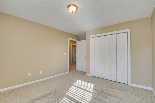 Building Photo - 852 Williford Run Dr
