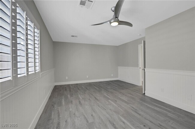 Building Photo - 7379 Majestic Bluff Pl