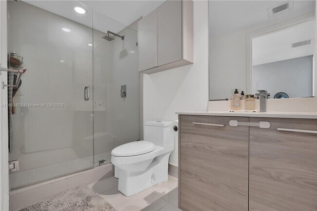 Building Photo - 1300 S Miami Ave