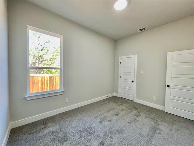 Building Photo - 1447 Hendricks Ave