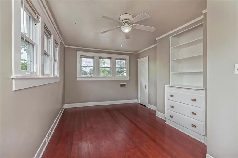 Building Photo - 2627 Fort Ave