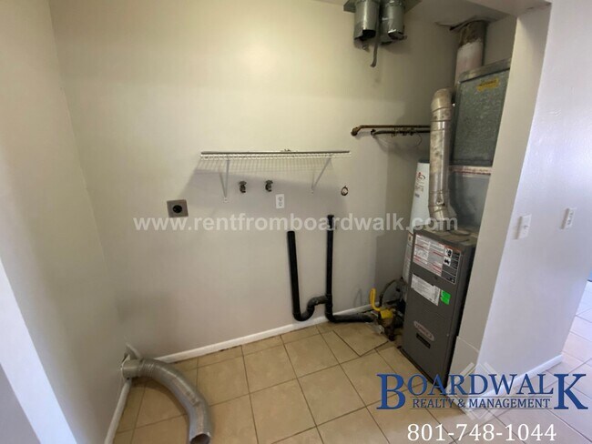 Building Photo - 1453/1455 W 2320 S