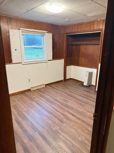 Building Photo - 309 Plum St