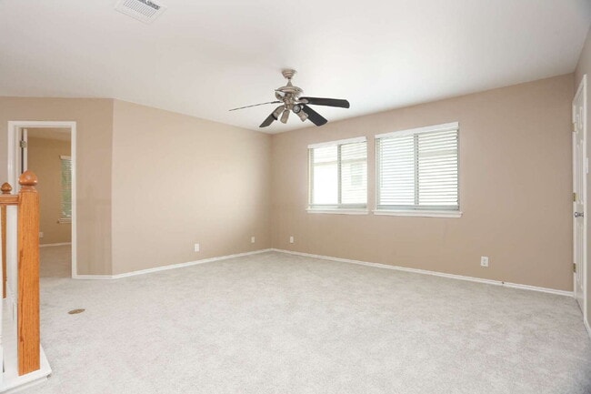 Building Photo - 14514 Redwood Valley