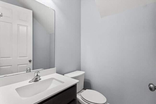 Building Photo - 5112 Globe Mallow Dr