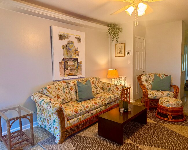 Building Photo - 4916 26th Ave S