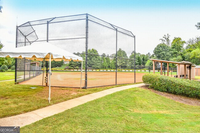 Building Photo - 6105 Longleaf Dr