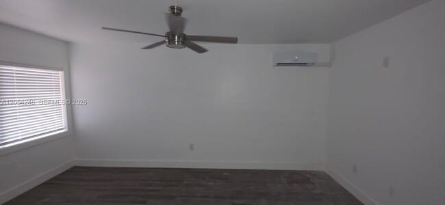 Building Photo - 7901 SW 64th Ave