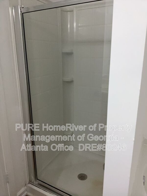 Building Photo - 768 Brookside Parc Ln