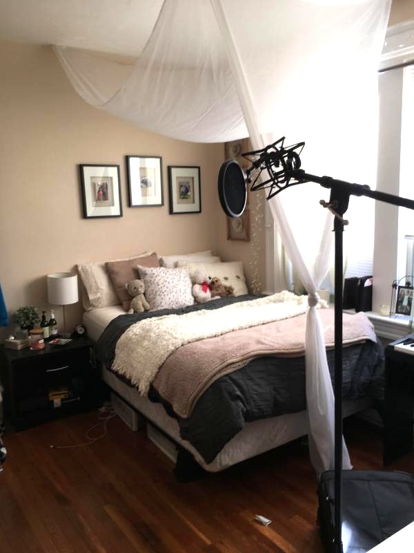 Building Photo - 61 Park Dr