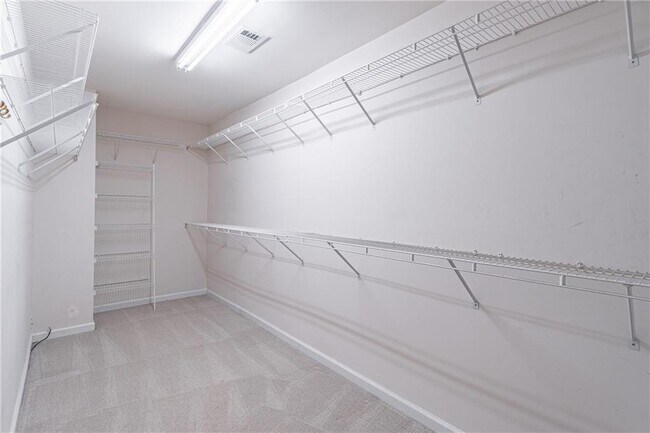 Building Photo - 5491 Oxford Chase Way