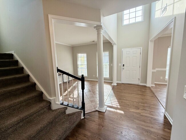 Building Photo - 4818 Summerside Dr