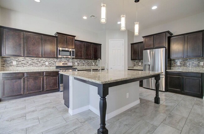 Building Photo - 4617 E Walter Way