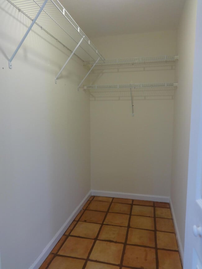 Building Photo - 13868 Cocoanut Ave