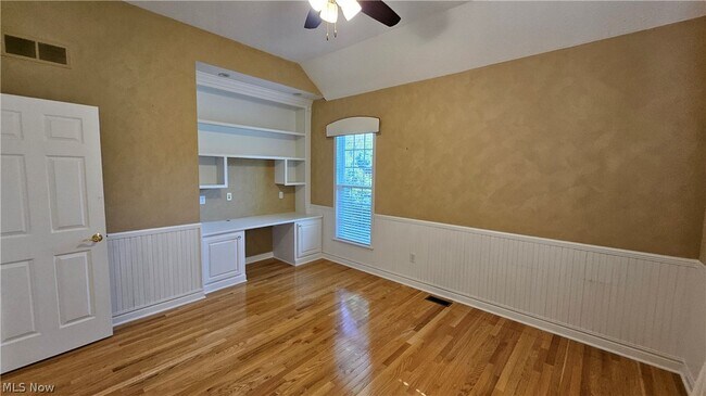 Building Photo - 7235 Dursley Ct