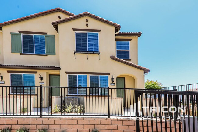 Primary Photo - 24640 Tesoro Ct