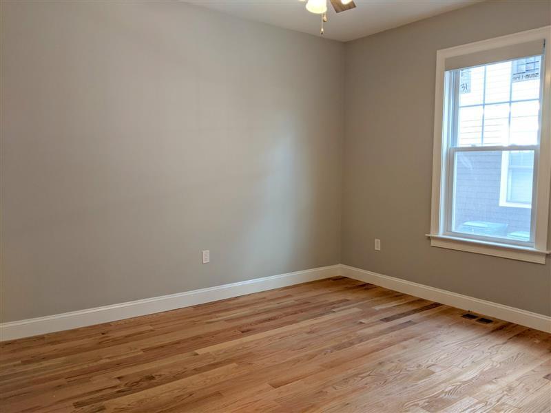 Building Photo - 16 Bowen Ave