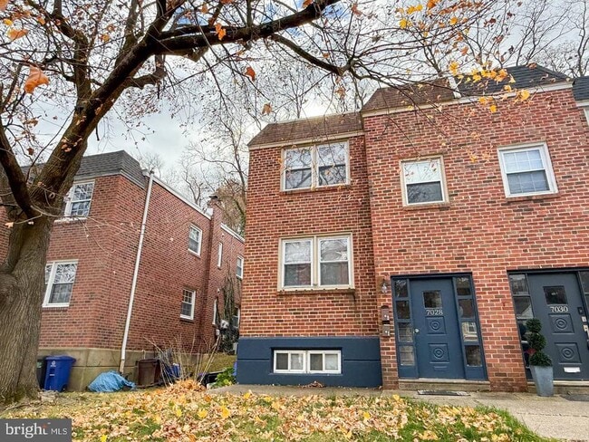 Primary Photo - 7028 Valley Ave