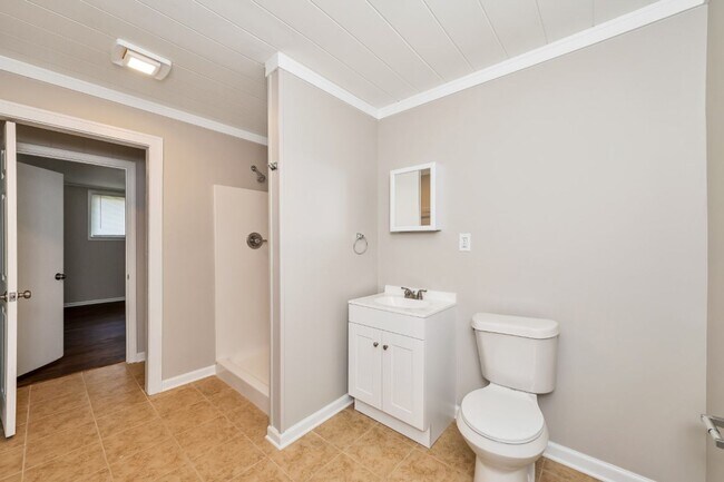 Building Photo - Beautifully Renovated Docena Home – Pet Friendly & Move-In Ready!