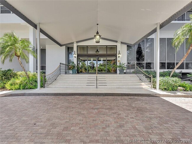 Building Photo - 4280 Galt Ocean Dr