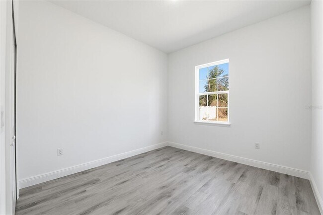 Building Photo - 4473 SW 168th Ln