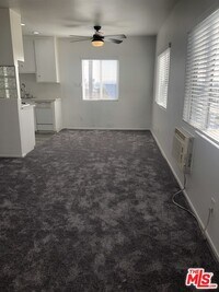 Building Photo - 744 Pier Ave