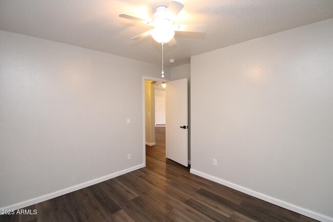 Building Photo - 4526 E Windsong Dr