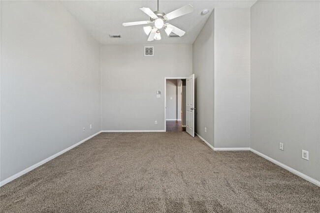 Building Photo - 6726 Wide Creek Dr