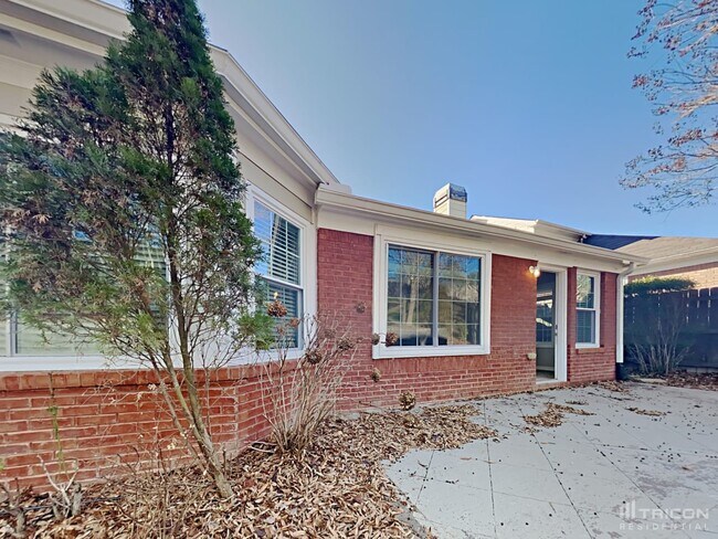 Building Photo - 3282 Newtons Crest Cir