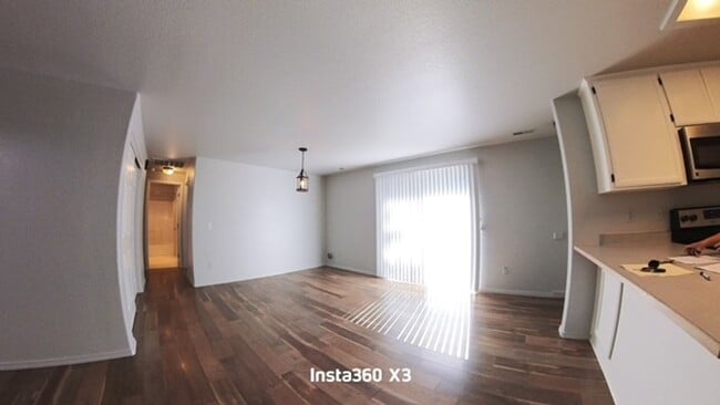 Building Photo - 1546-1548 Skyhawk Ridge