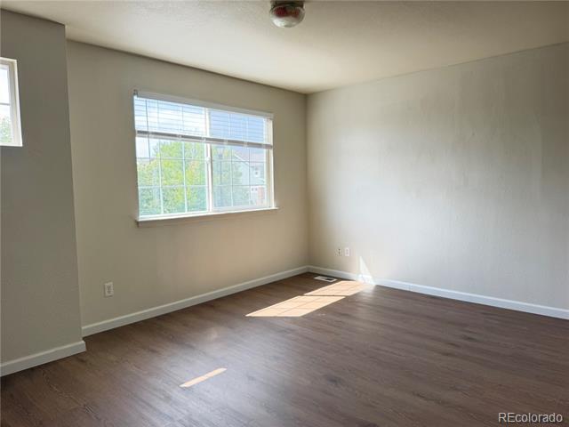 Building Photo - 11376 Jersey Dr